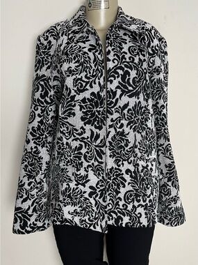 Alfred Dunner Black & White Patterned Jacket